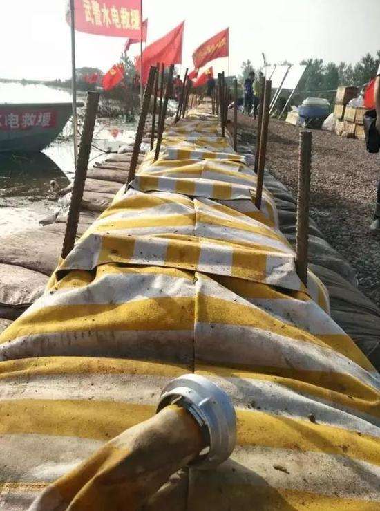 折疊堵水墻實施過程都有哪些步驟？