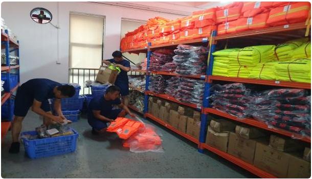 聞“汛”而動!他們沖在防汛抗臺第一線!